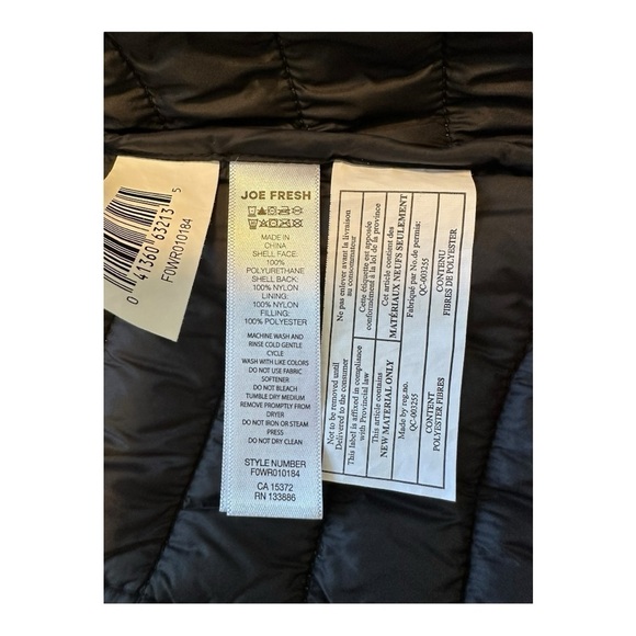 Joe Fresh Silver Metallic Puffer Vest - Size Small - Picture 8 of 12